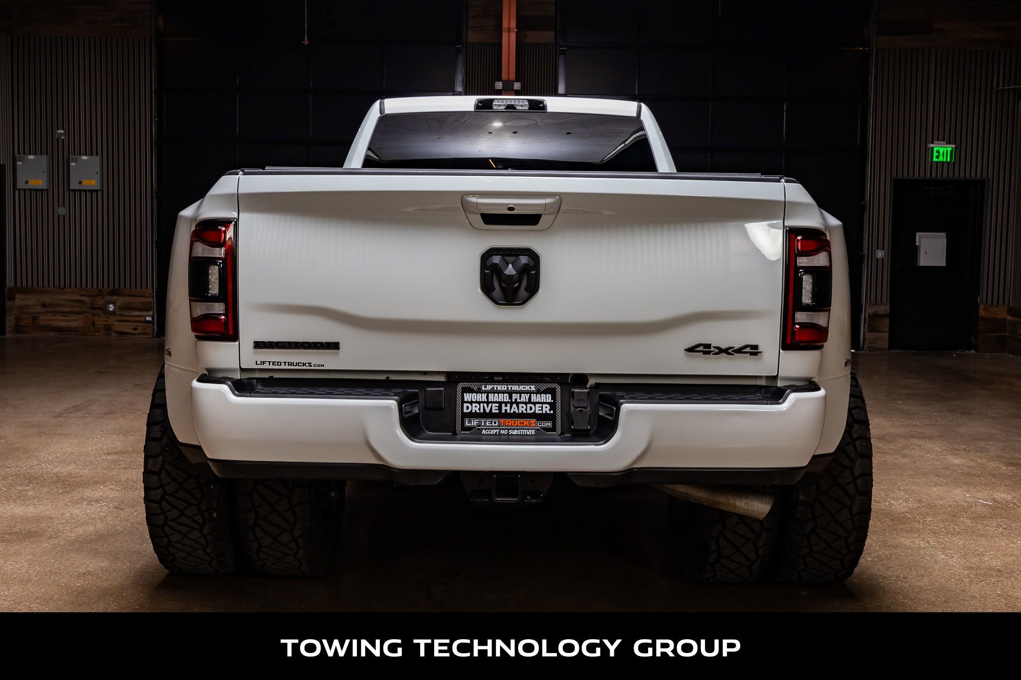 Used 2024 RAM 3500 Big Horn w/ Night Edition image 8