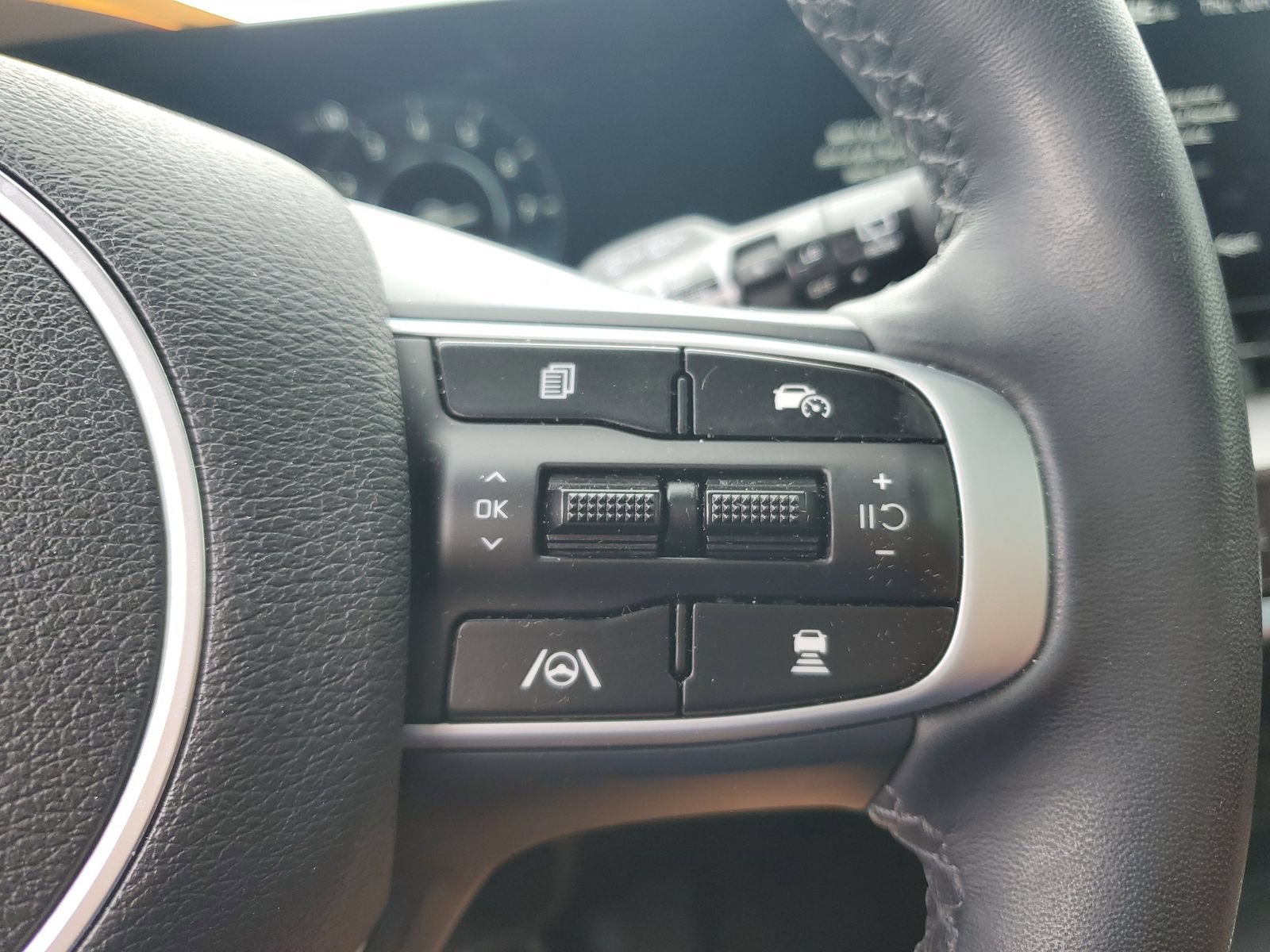 Used 2024 Kia Sportage SX AWD/4WD image 24