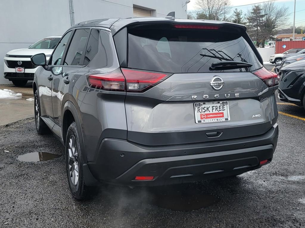 Used 2021 Nissan Rogue S AWD/4WD image 7