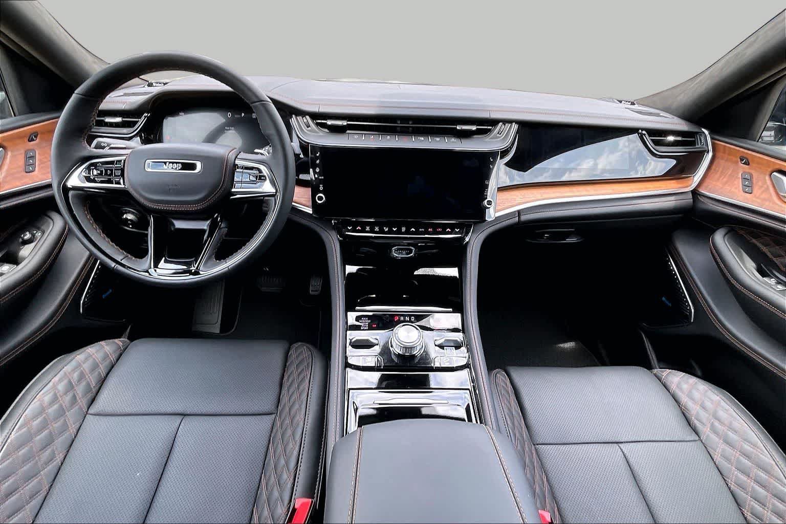 New 2026 Jeep Grand Cherokee Summit AWD/4WD image 5