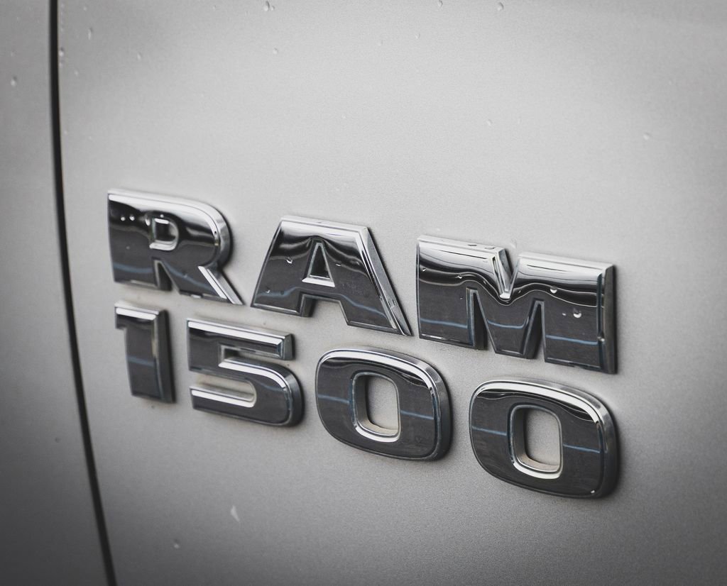 Used 2018 RAM 1500 Express w/ Express Value Package AWD/4WD image 5
