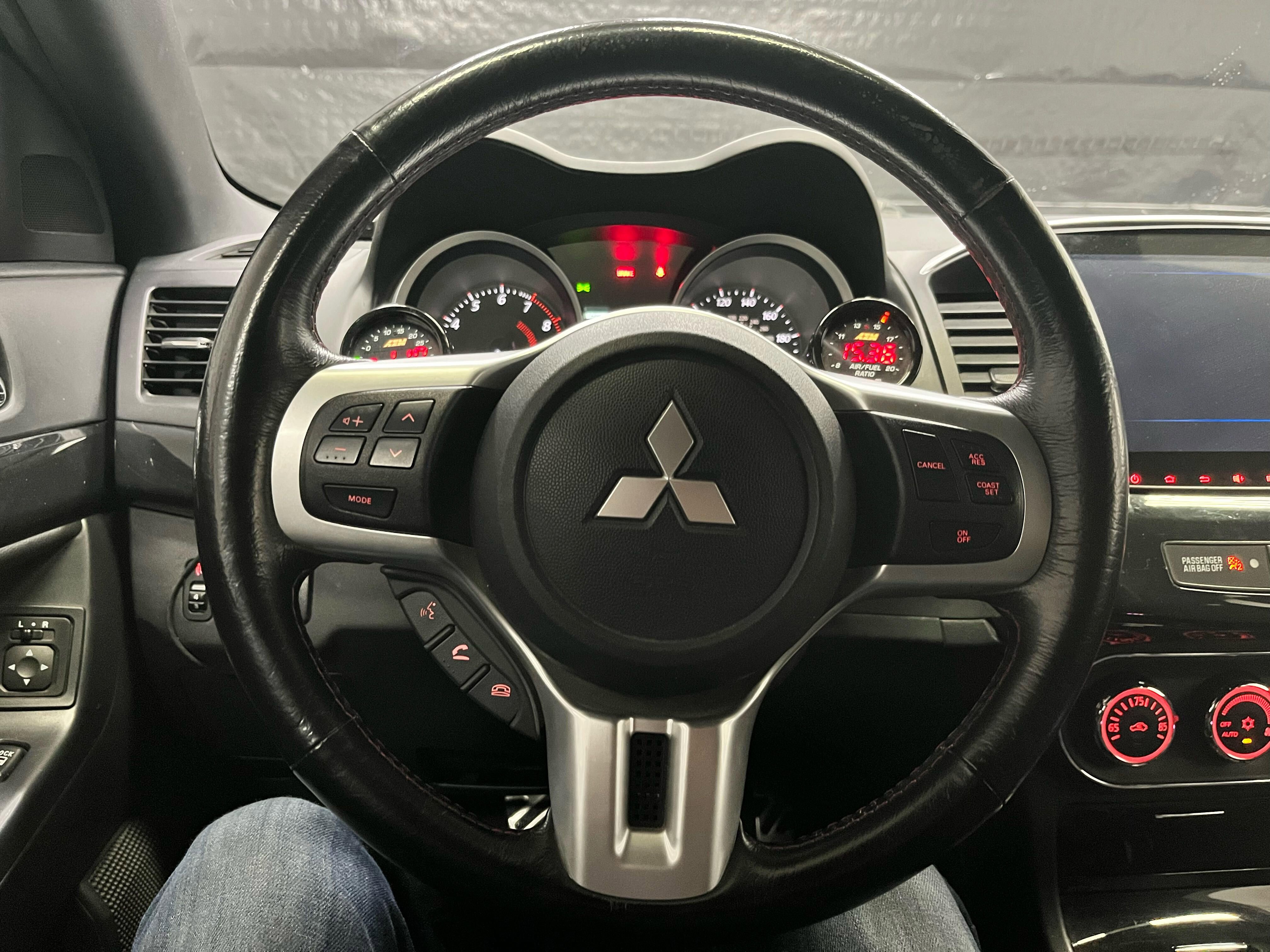 Used 2015 Mitsubishi Lancer Evolution Final Edition image 12