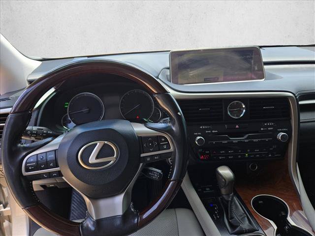 Used 2018 Lexus RX 350L FWD image 17