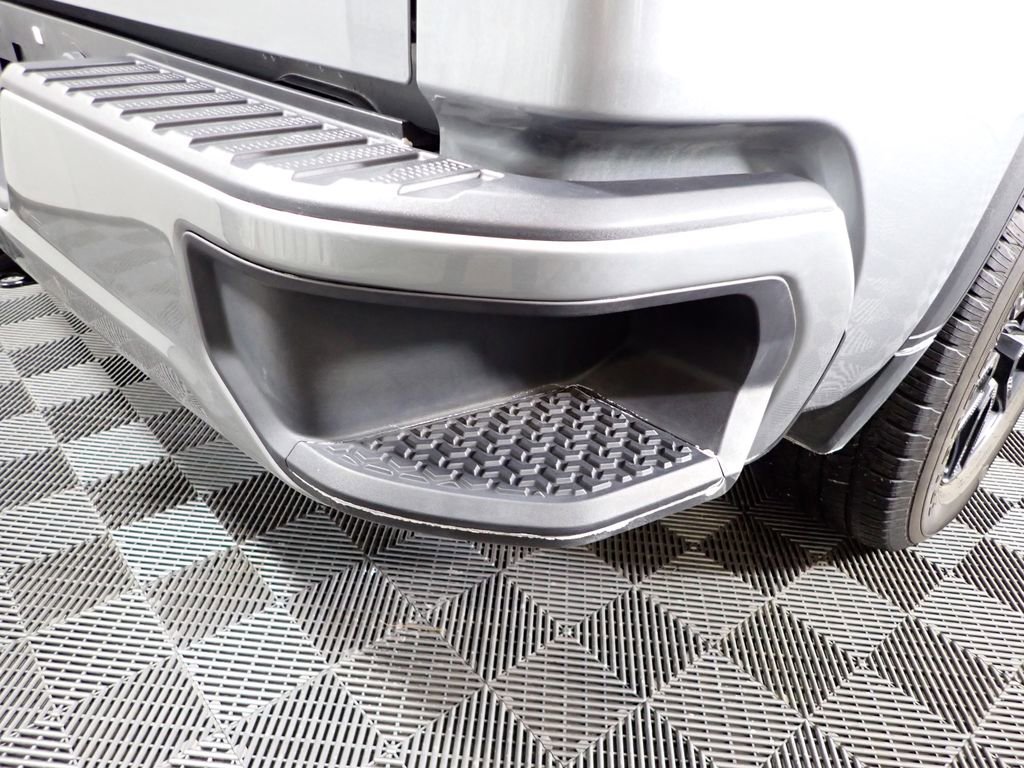 Used 2024 GMC Sierra 1500 Pro w/ Graphite Edition image 17