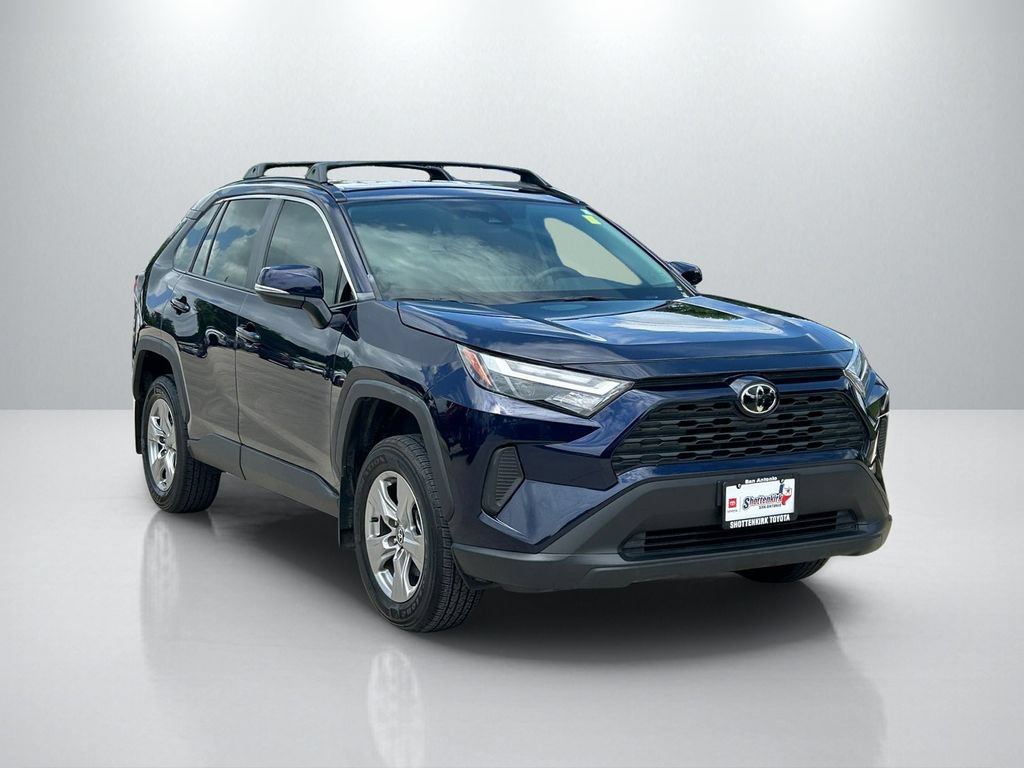 Used 2024 Toyota RAV4 XLE w/ Weather Package AWD/4WD video 3