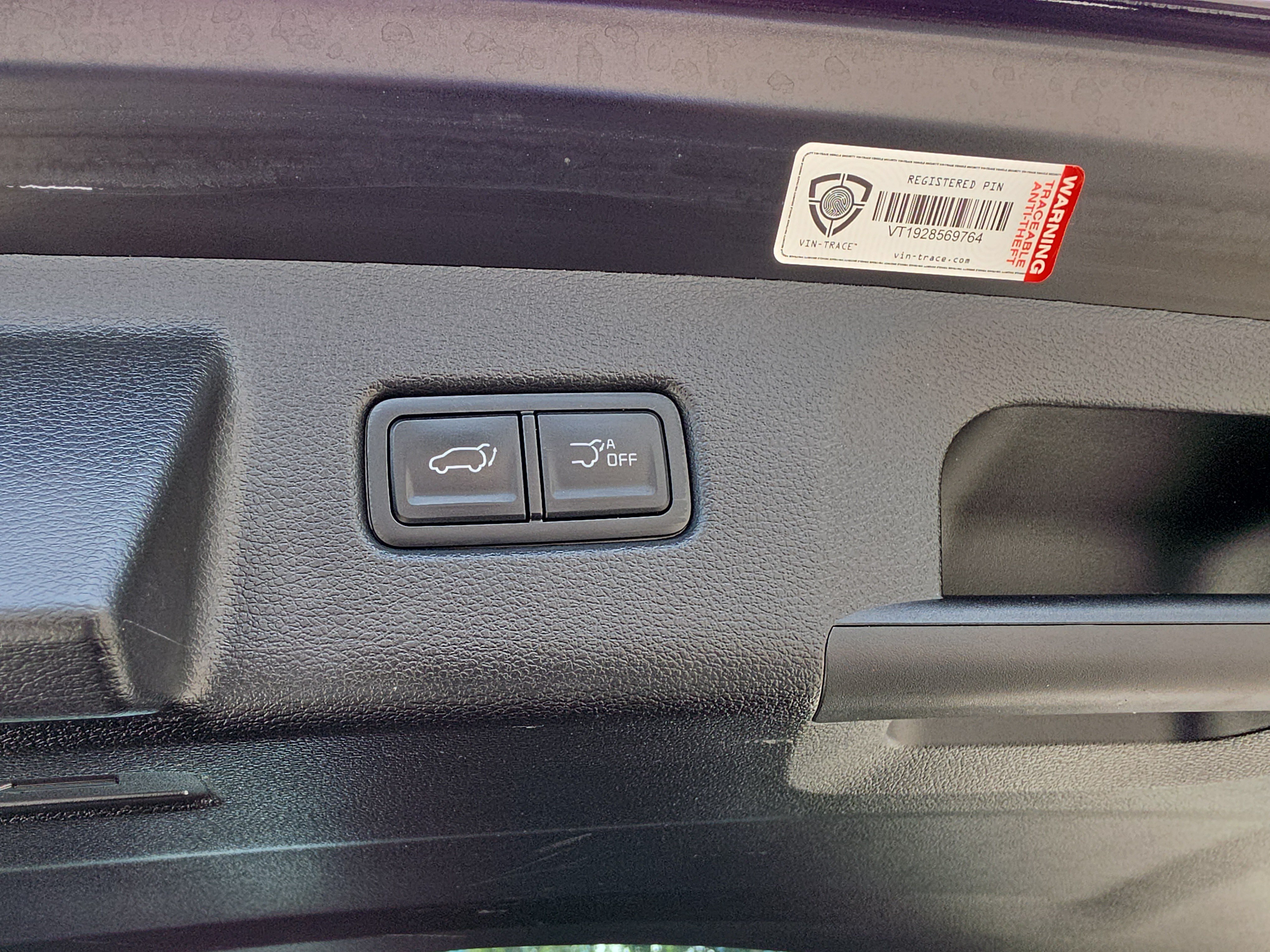 Used 2023 Kia Telluride EX w/ EX Captain's Chair Package AWD/4WD image 11