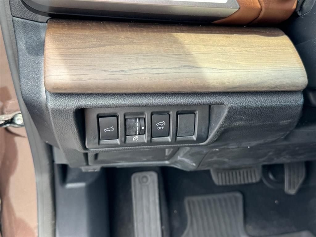 Used 2020 Subaru Outback Touring XT AWD/4WD image 19