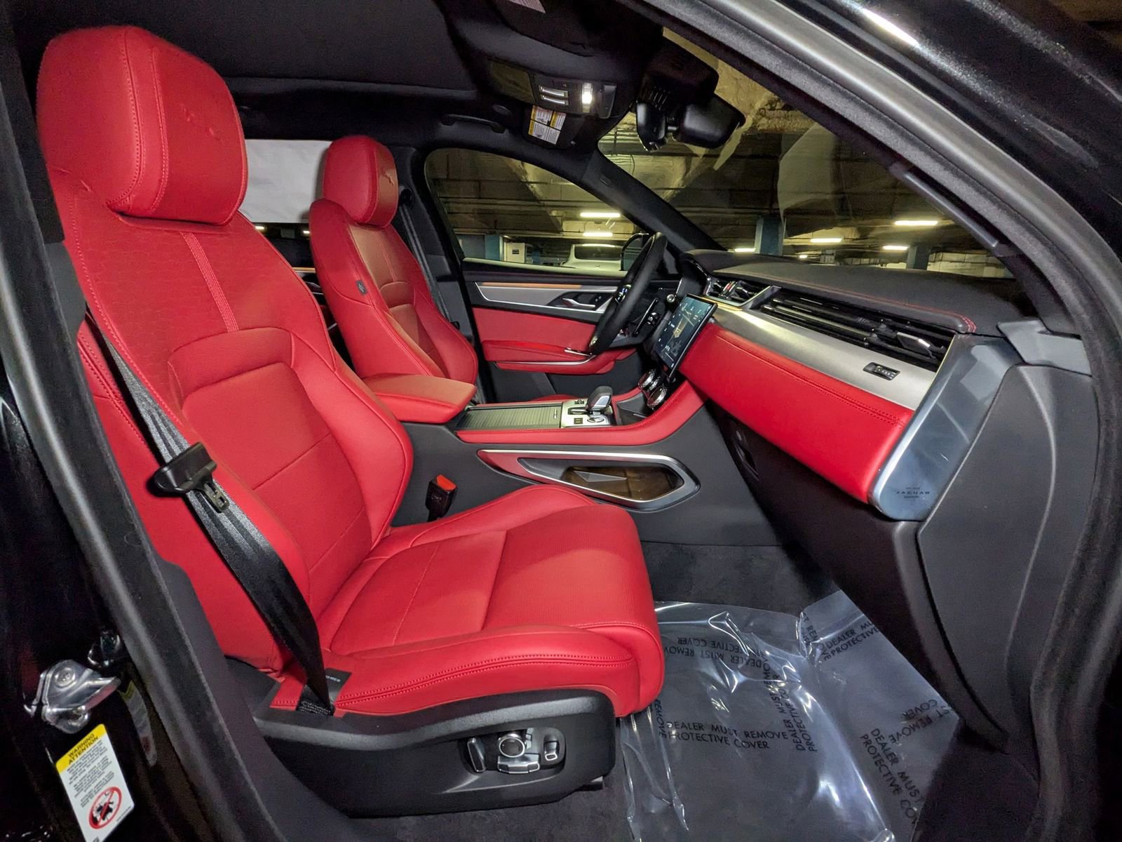 New 2026 Jaguar F-PACE R-Dynamic S image 17