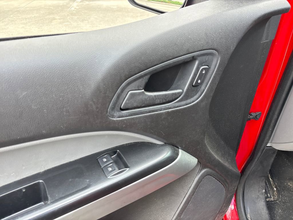 Used 2015 GMC Canyon W/T RWD image 16