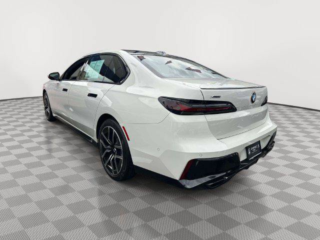 Used 2023 BMW 760i xDrive AWD/4WD image 4