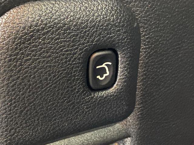 Used 2020 Jeep Grand Cherokee Limited image 17