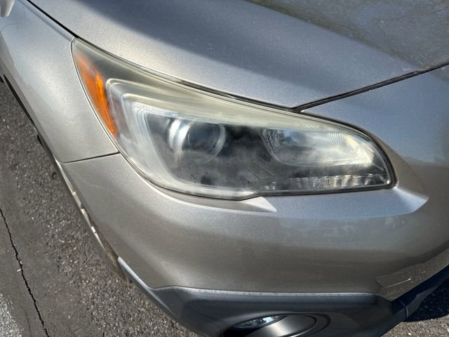 Used 2017 Subaru Outback 2.5i Premium AWD/4WD image 12