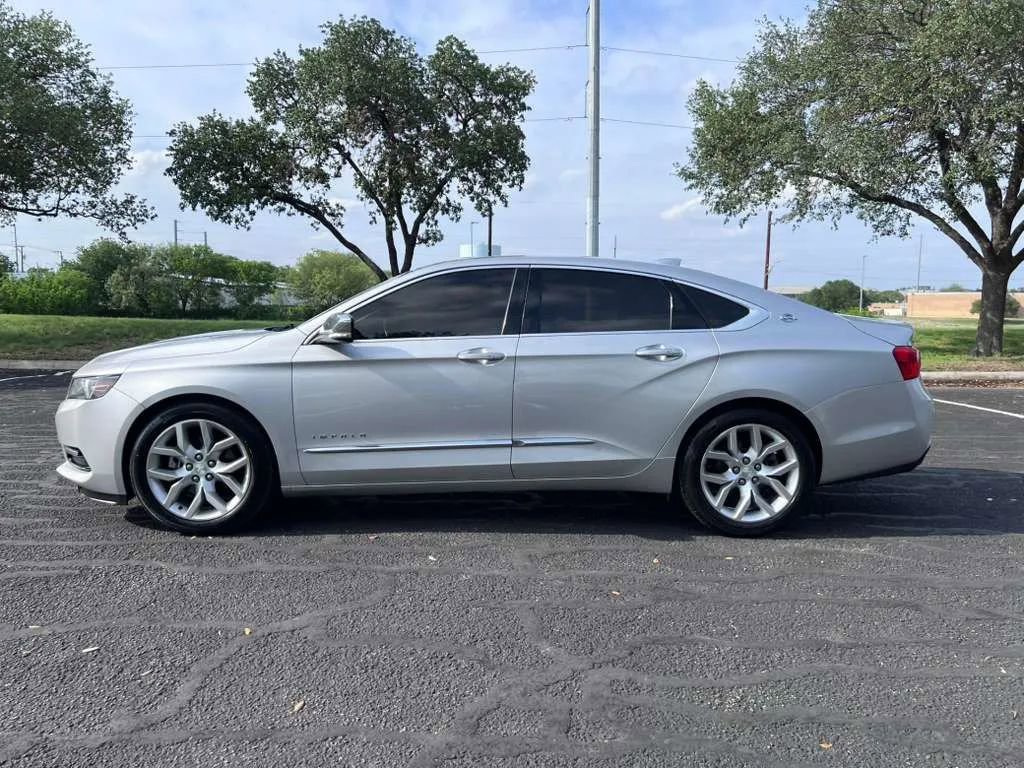 Used 2019 Chevrolet Impala Premier FWD image 4