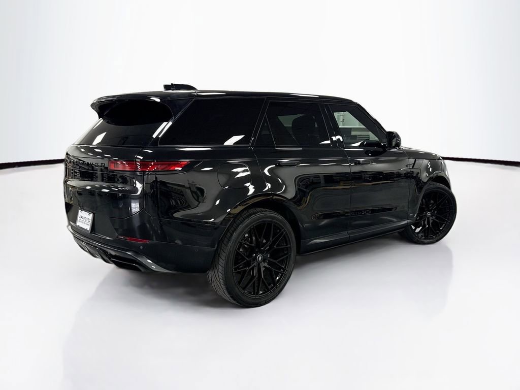 Certified 2024 Land Rover Range Rover Sport SE image 5