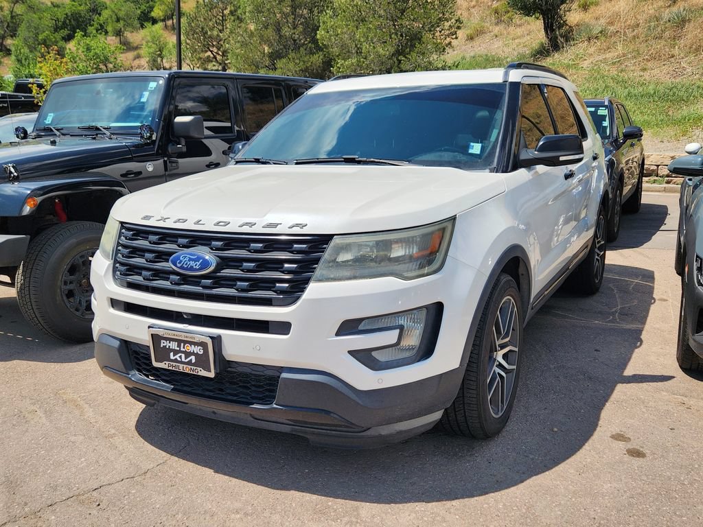 Used 2016 Ford Explorer Sport w/ Equipment Group 401A AWD/4WD image 17
