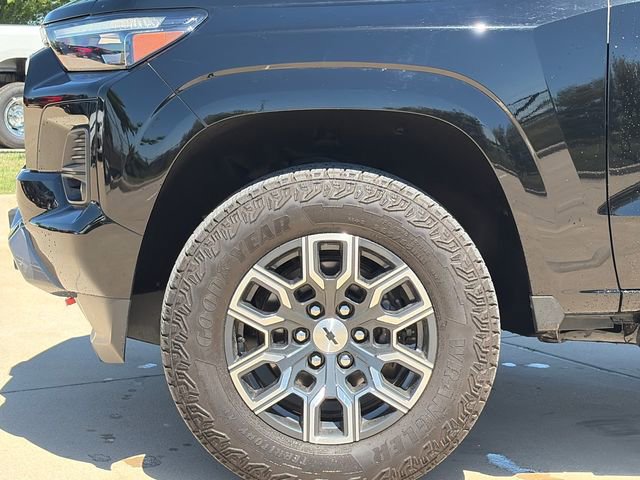 Used 2024 Chevrolet Colorado Z71 w/ Advanced Trailering Package image 5