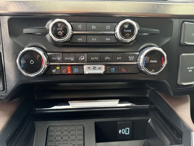 Used 2023 Ford F450 King Ranch w/ Camper Package image 19