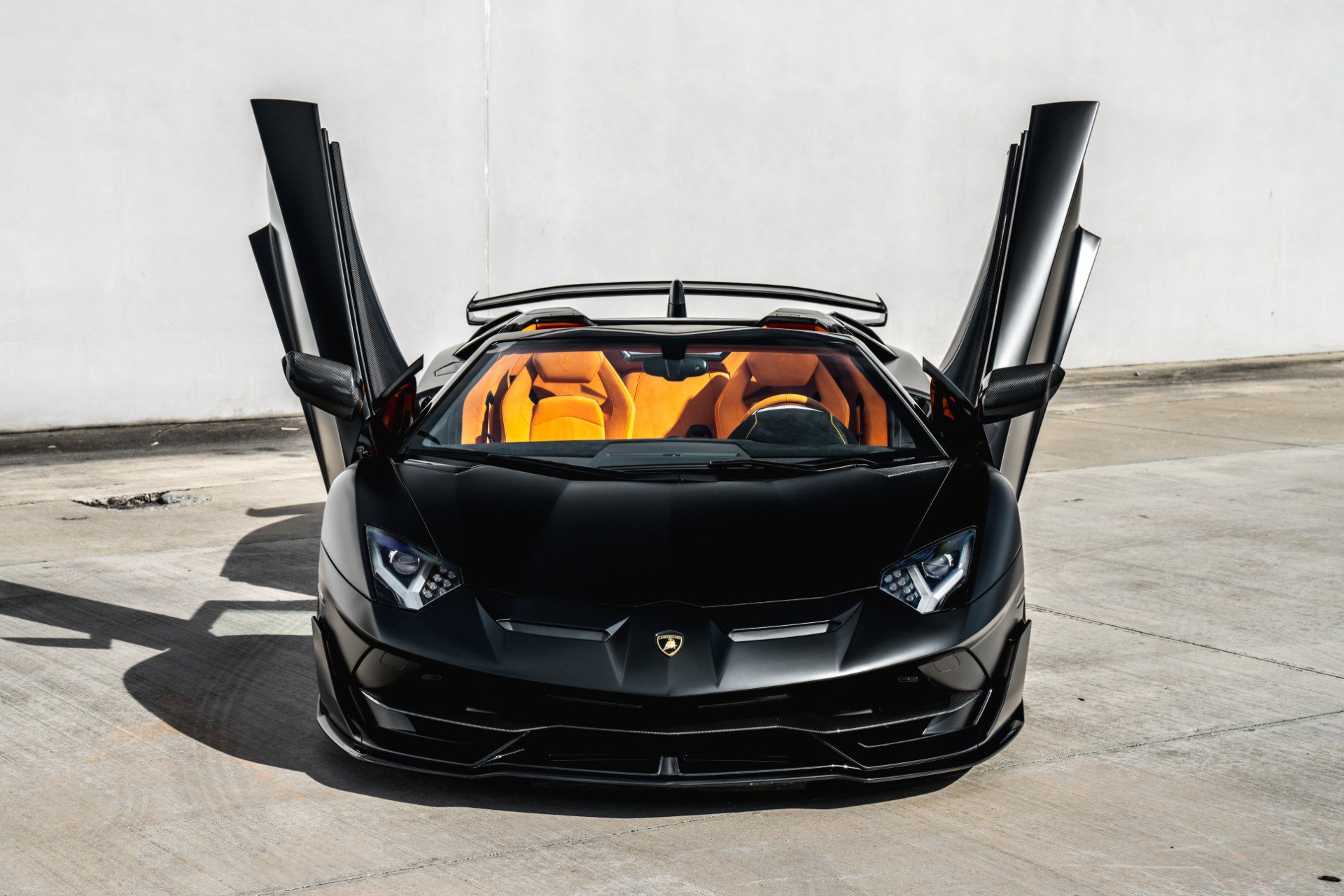 Used 2020 Lamborghini Aventador SVJ AWD/4WD image 35