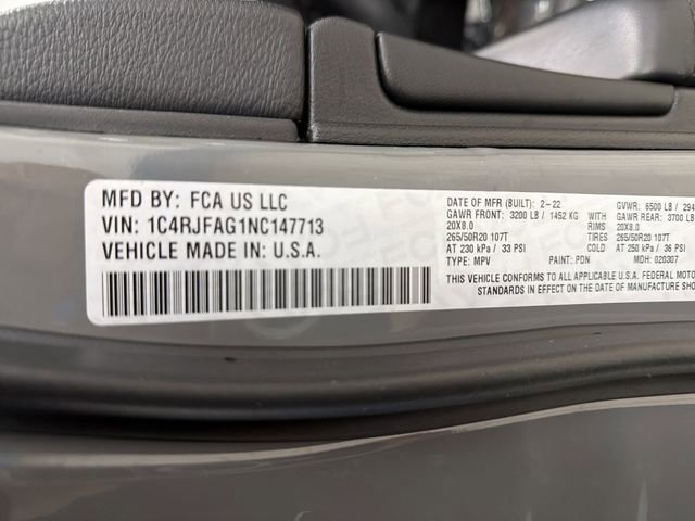 Used 2022 Jeep Grand Cherokee Laredo X image 38