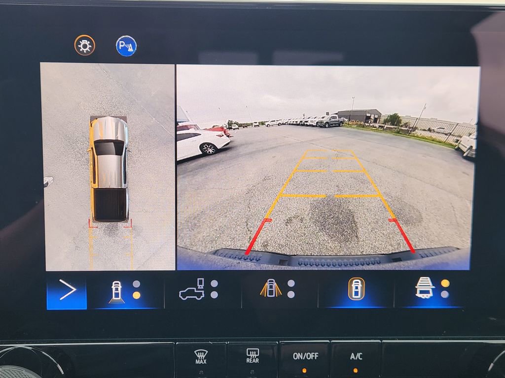 Certified 2023 Chevrolet Colorado Trail Boss w/ Technology Package AWD/4WD image 18