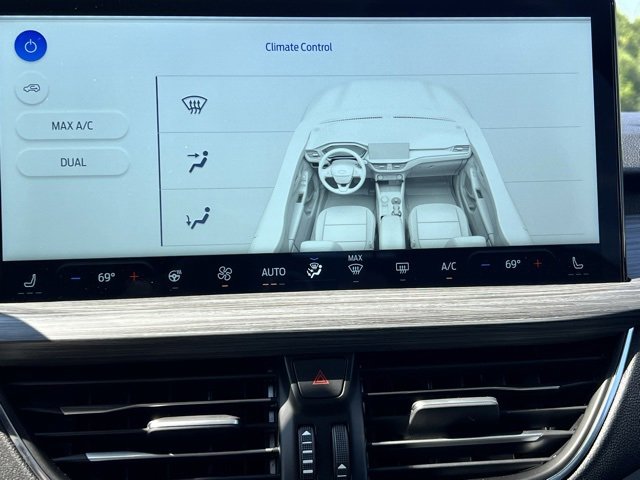 New 2025 Ford Escape Base w/ PHEV Premium Package image 42