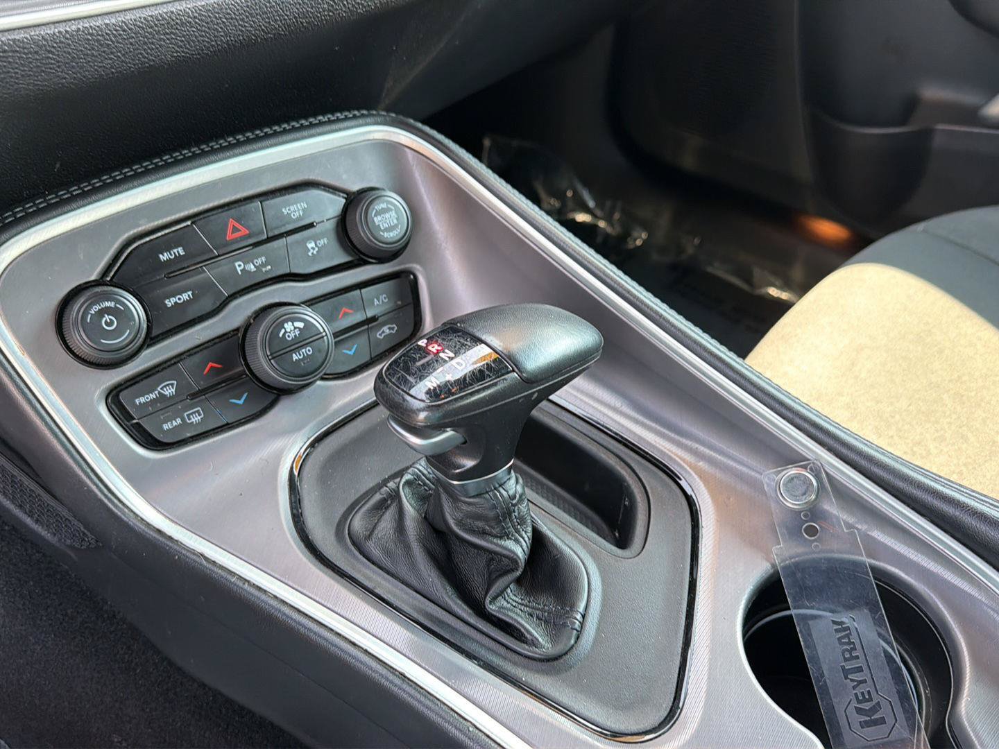 Used 2022 Dodge Challenger GT RWD image 22