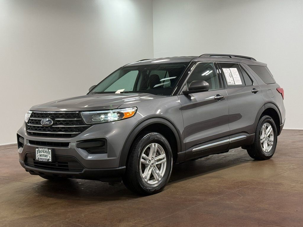 Used 2022 Ford Explorer XLT image 28