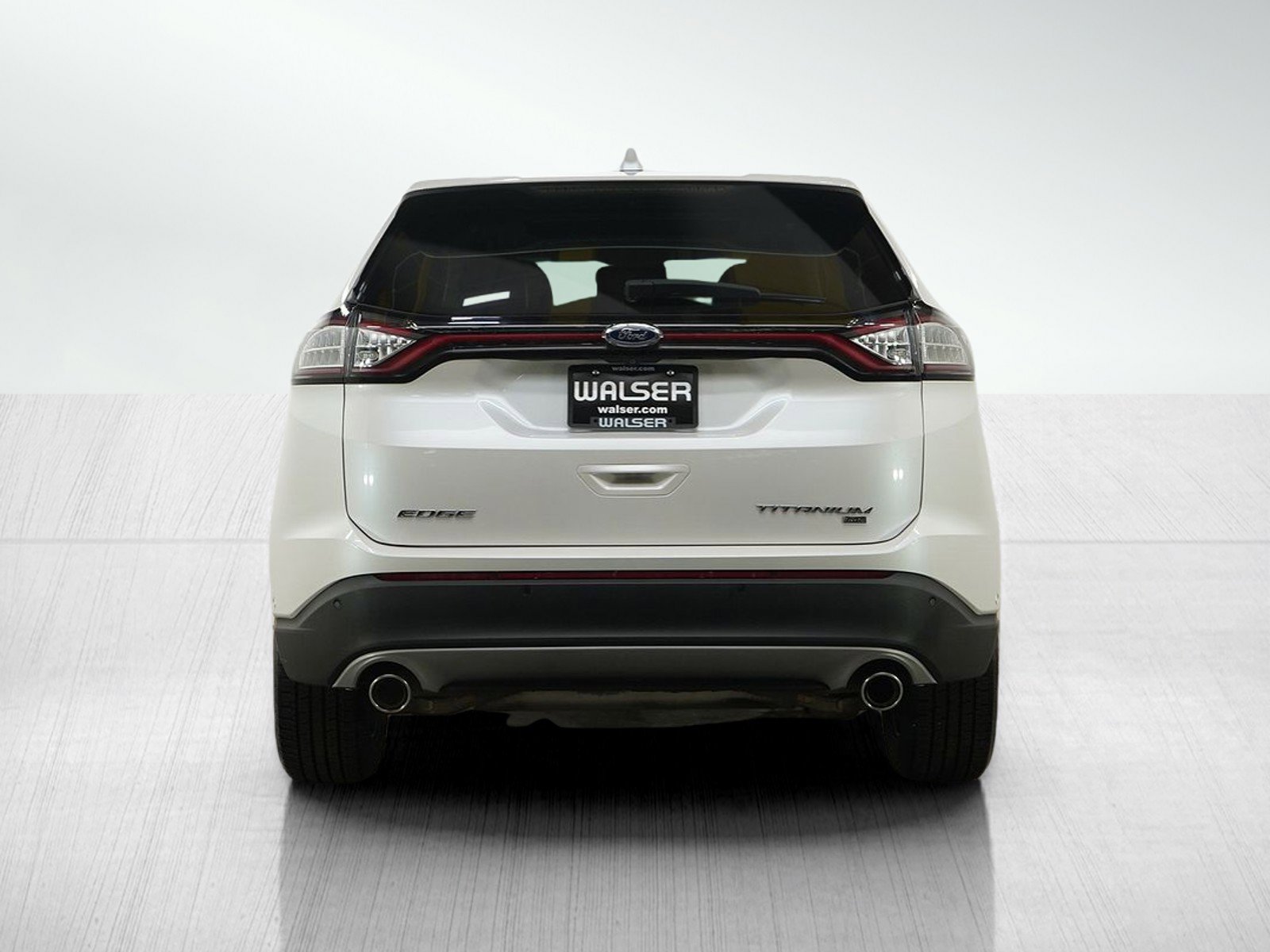 Used 2015 Ford Edge Titanium w/ Equipment Group 302A AWD/4WD image 4