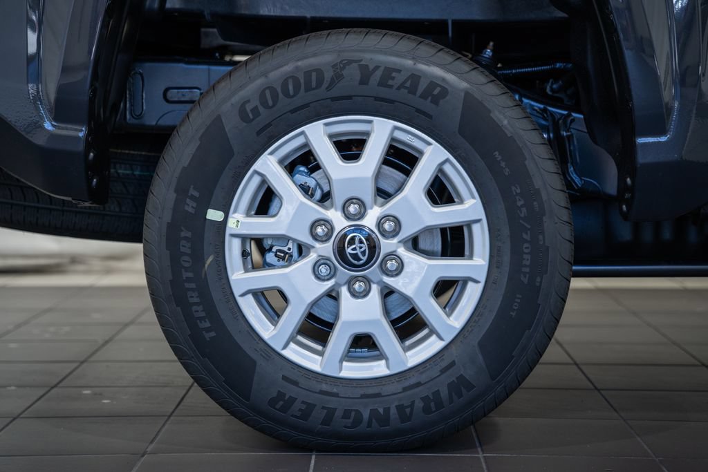 New 2026 Toyota Tacoma SR5 AWD/4WD image 17