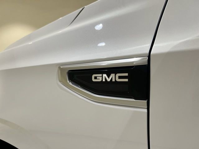 Used 2024 GMC Yukon XL Denali AWD/4WD image 32