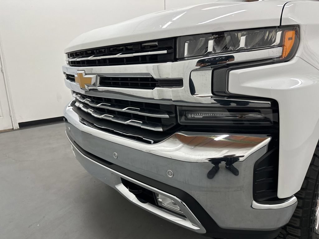 Used 2021 Chevrolet Silverado 1500 LTZ w/ LTZ Convenience Package II AWD/4WD image 26
