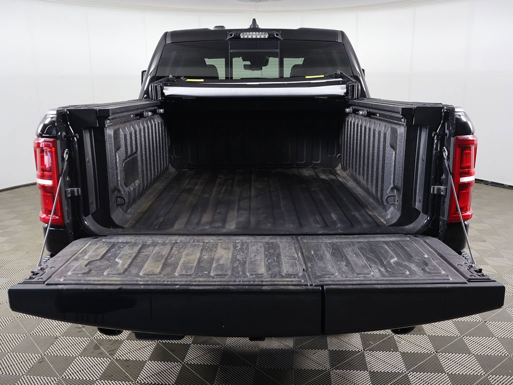 Used 2025 RAM 1500 Tungsten w/ Off-Road Group AWD/4WD image 21