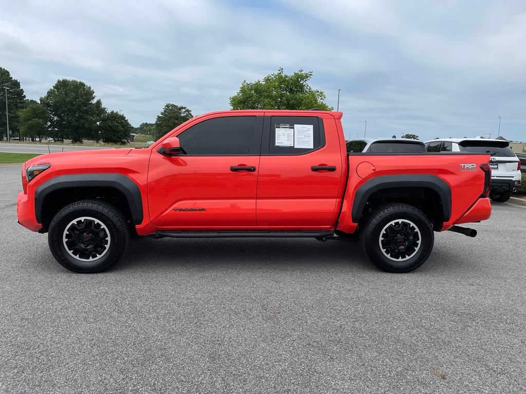 Used 2024 Toyota Tacoma TRD Off-Road AWD/4WD image 4