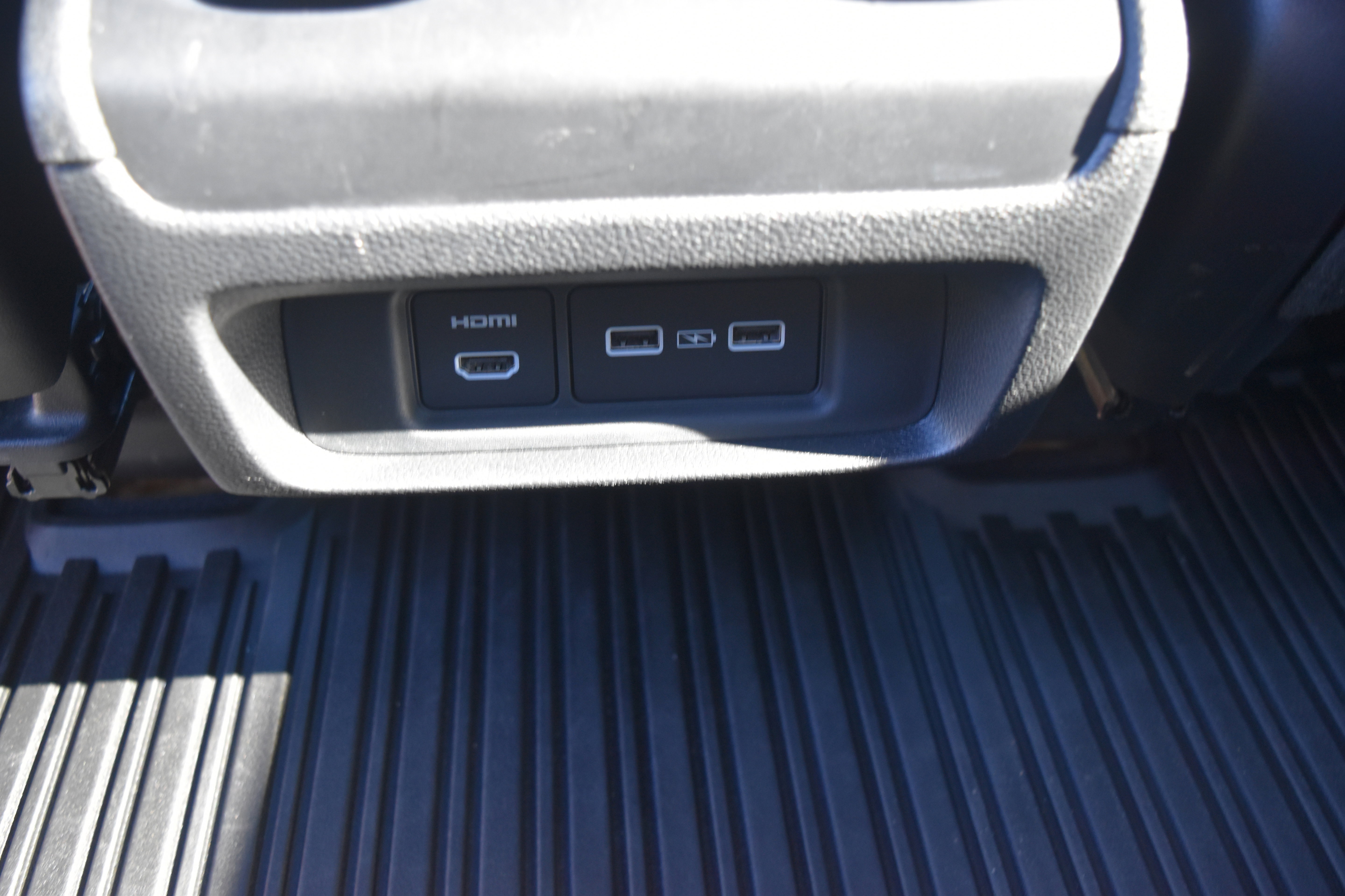 Certified 2024 Honda Odyssey Elite image 32
