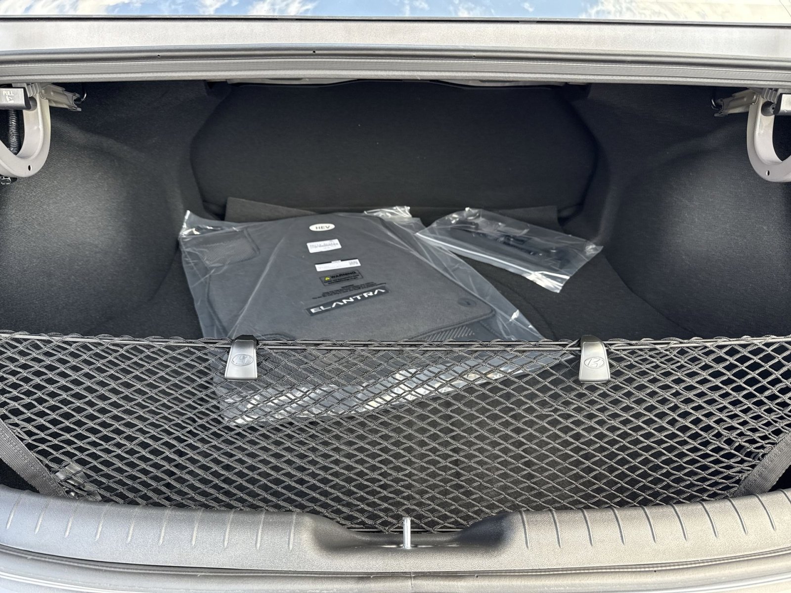 New 2026 Hyundai Elantra Blue image 24