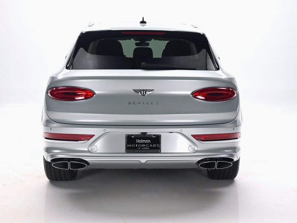 Used 2025 Bentley Bentayga Extended Wheelbase AWD/4WD image 5