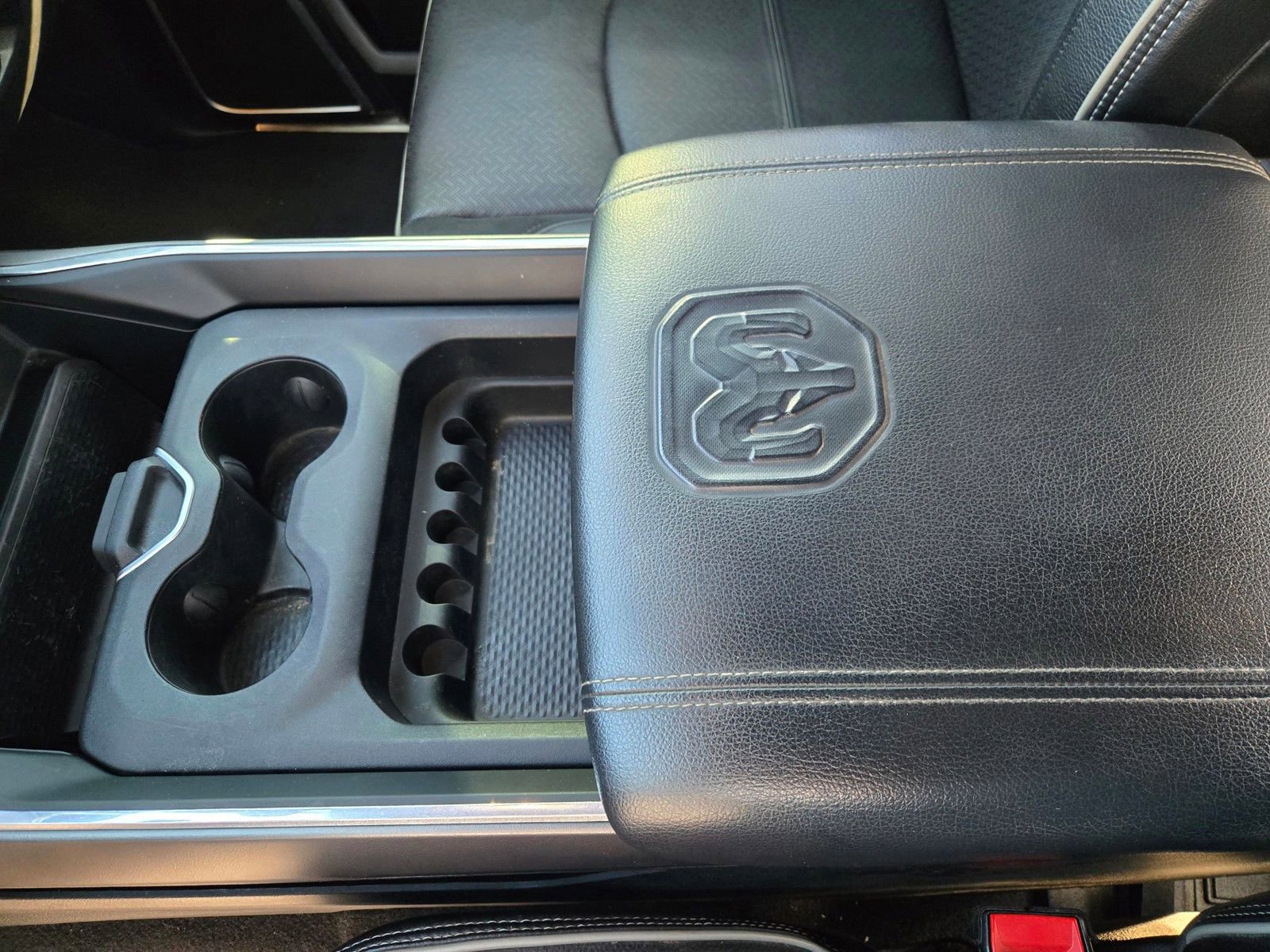 Used 2022 RAM 2500 Laramie w/ Night Edition AWD/4WD image 25
