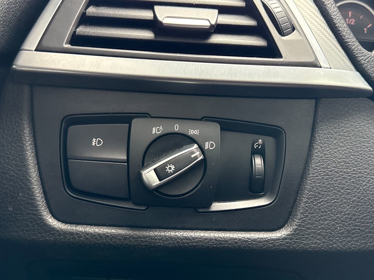 Used 2019 BMW 440i Coupe w/ Convenience Package image 30