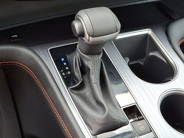 Used 2023 Toyota Sienna XSE image 19