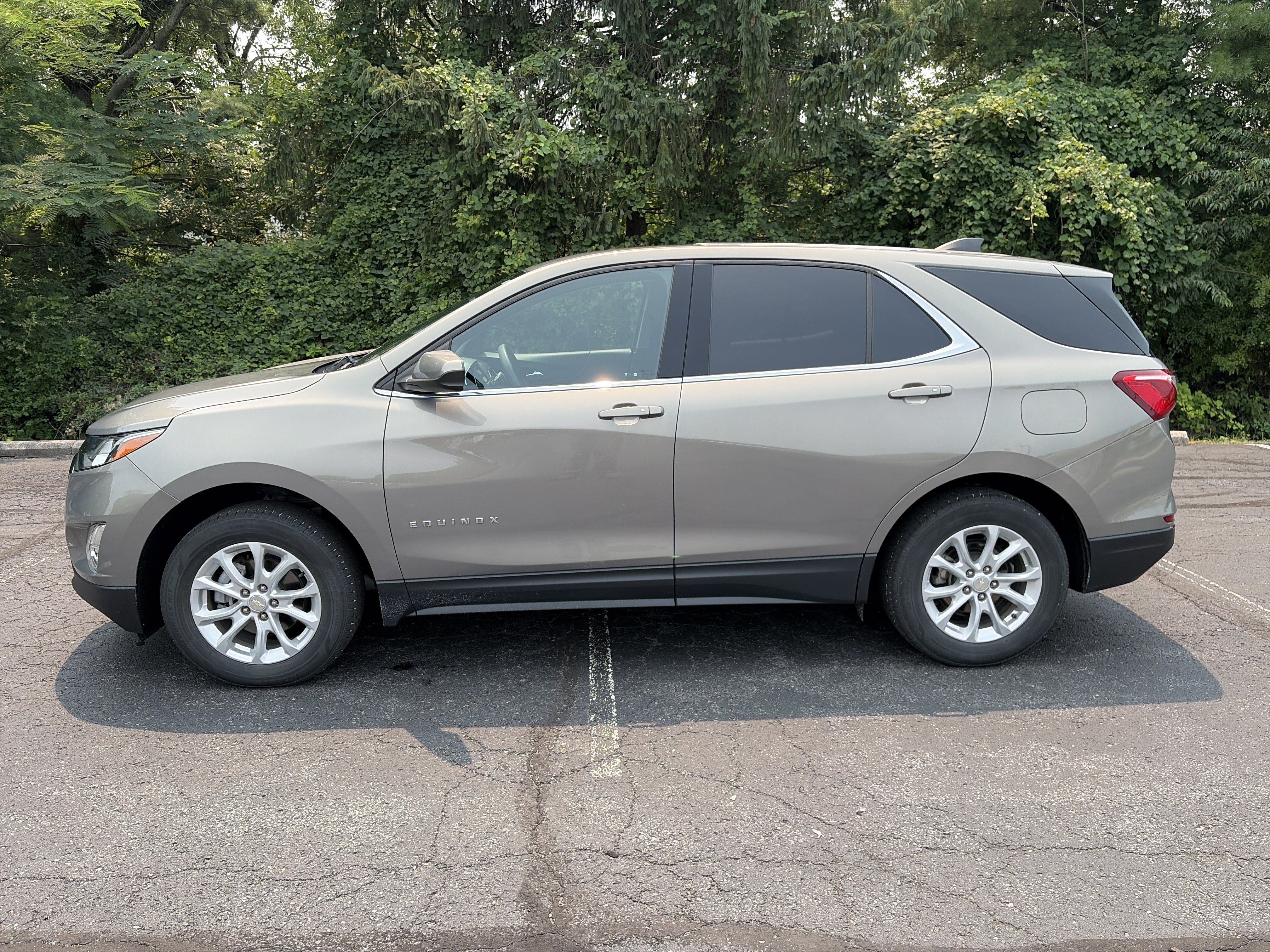 Used 2019 Chevrolet Equinox LT AWD/4WD image 8