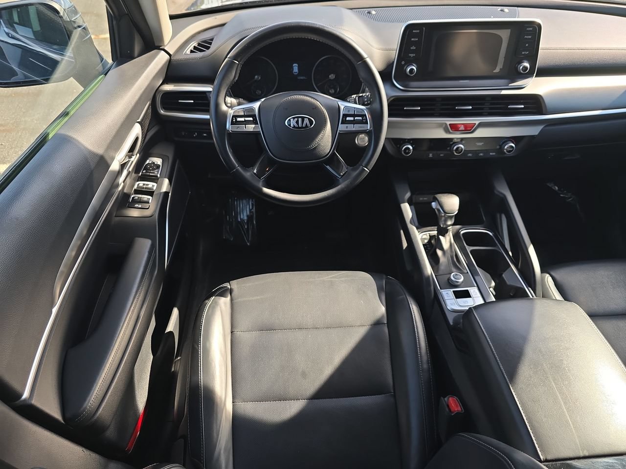 Used 2020 Kia Telluride LX FWD image 21