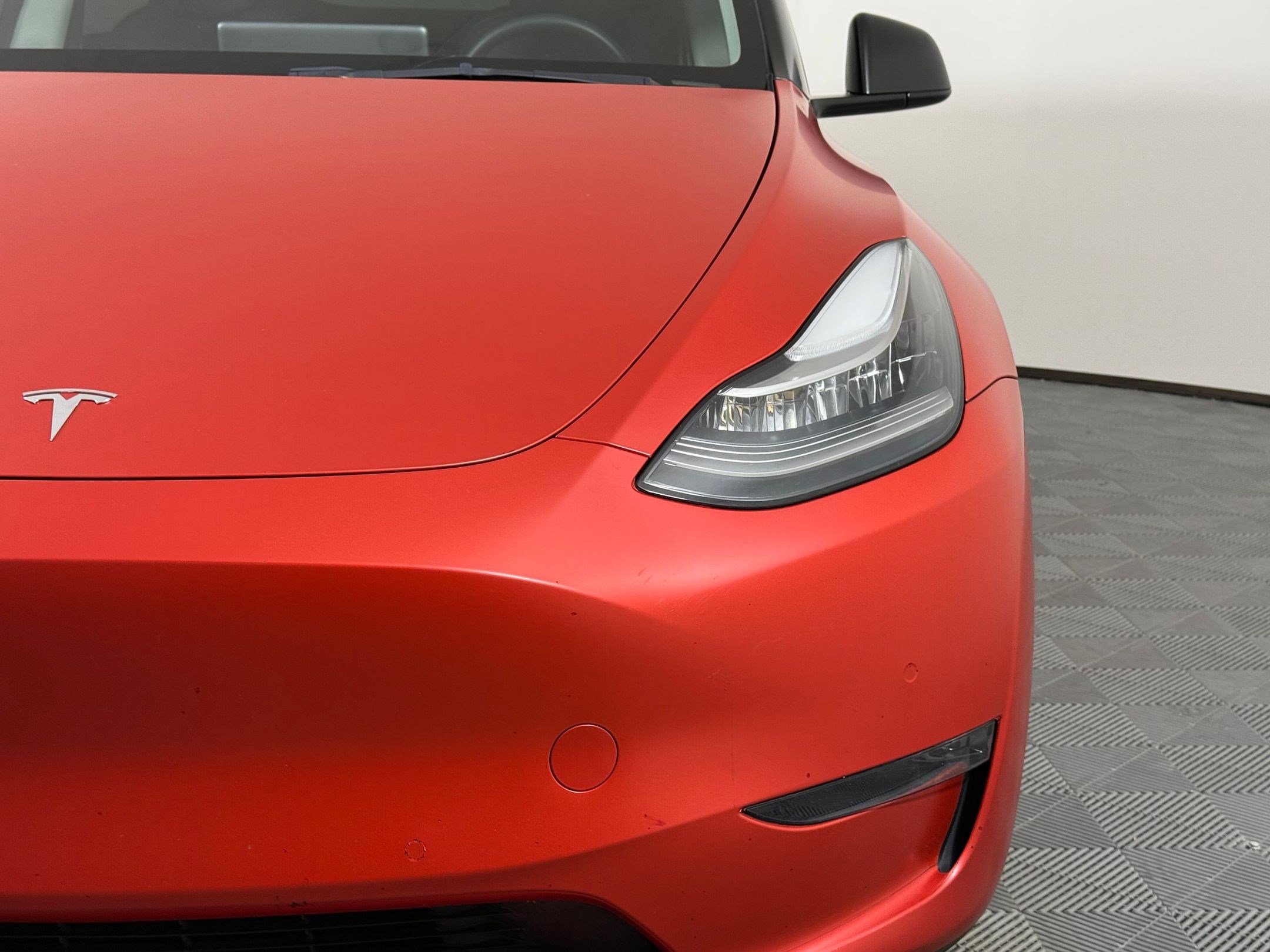 Used 2022 Tesla Model Y Long Range image 12