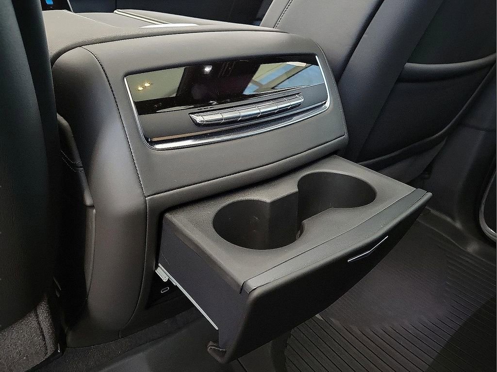 Certified 2026 Cadillac Escalade V w/ LPO, ONYX Package image 9