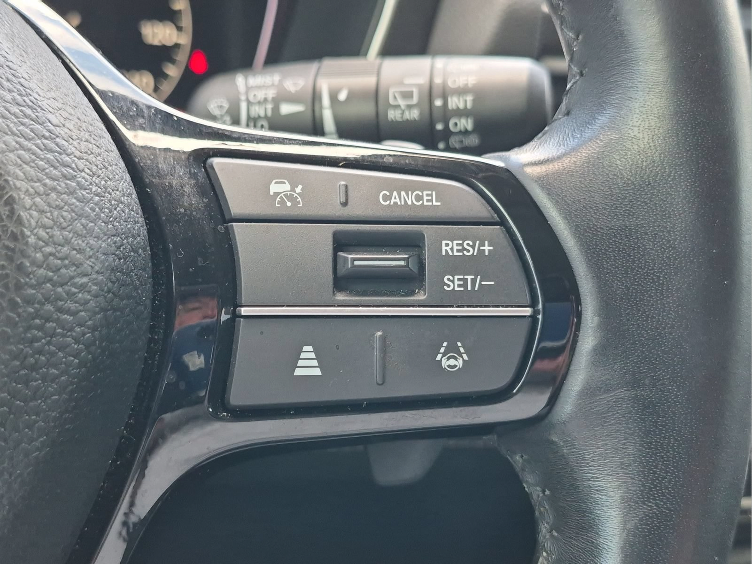 Used 2023 Honda Pilot Touring image 10