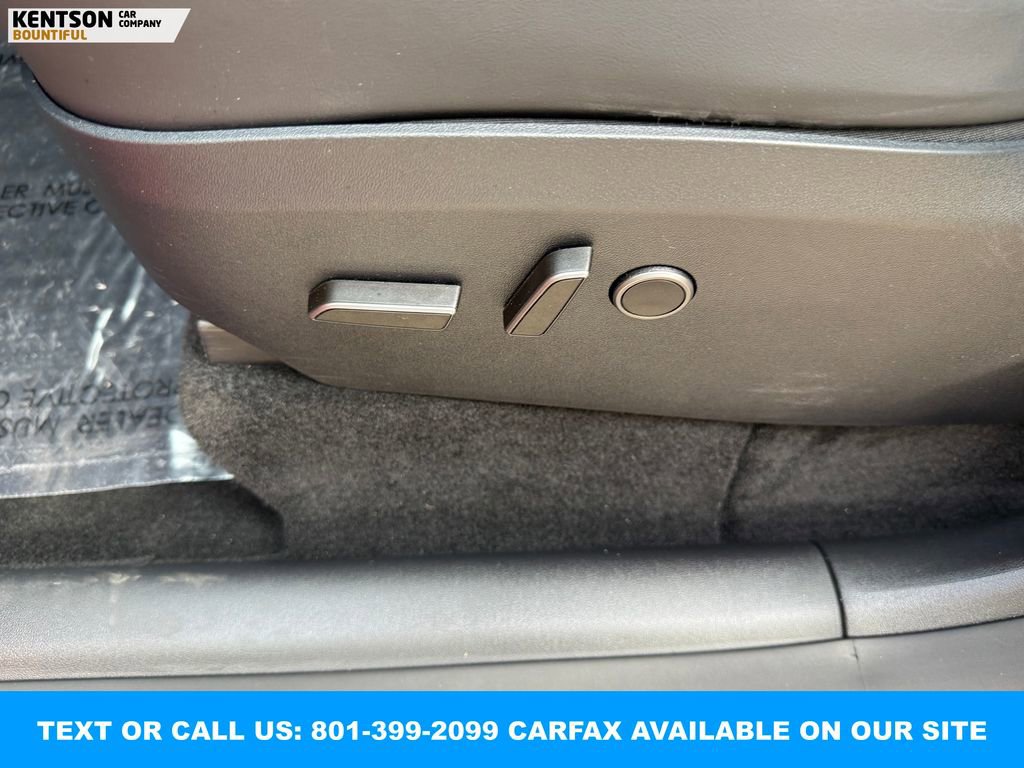 Used 2024 Tesla Model Y Long Range image 30