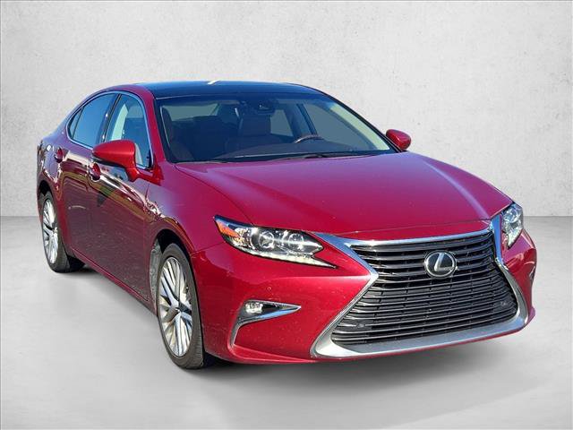 Used 2017 Lexus ES 350 w/ Ultra Luxury Package FWD image 3