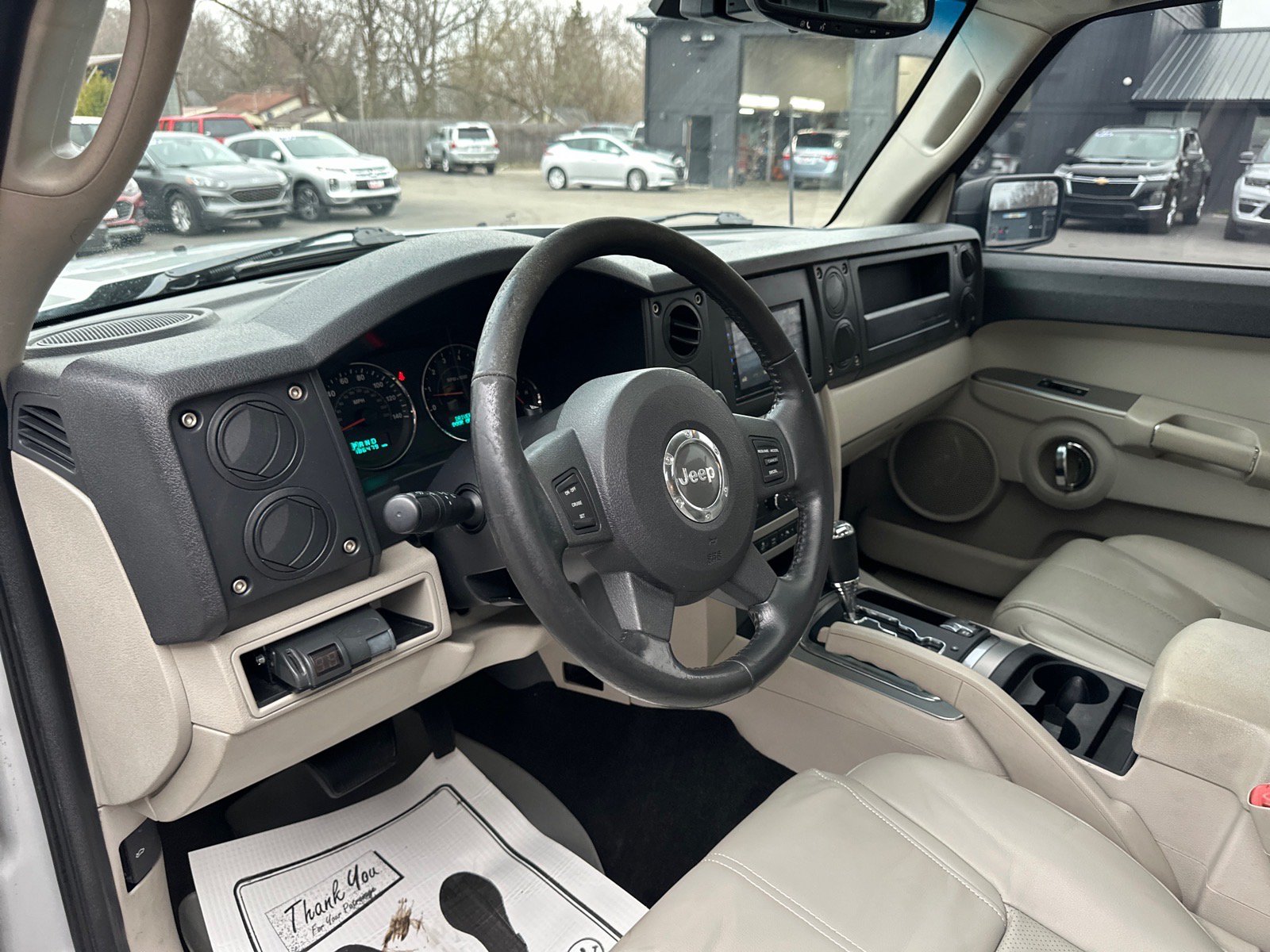 Used 2006 Jeep Commander Limited AWD/4WD image 26