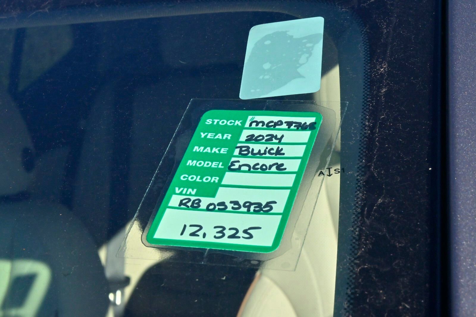 Certified 2024 Buick Encore GX Avenir w/ Avenir Technology Package image 36