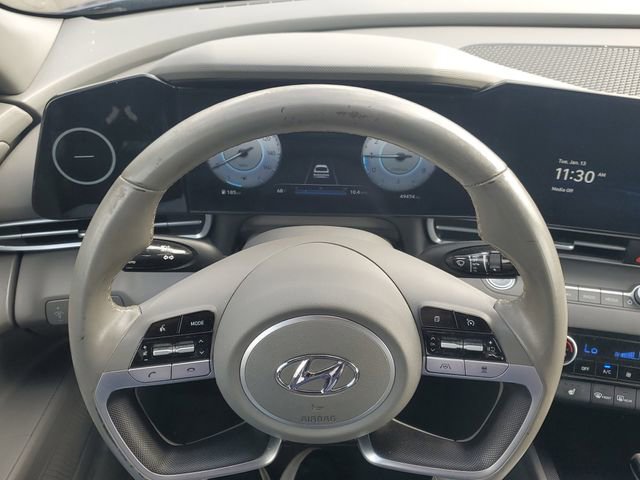 Used 2023 Hyundai Elantra SEL w/ Convenience Package image 19