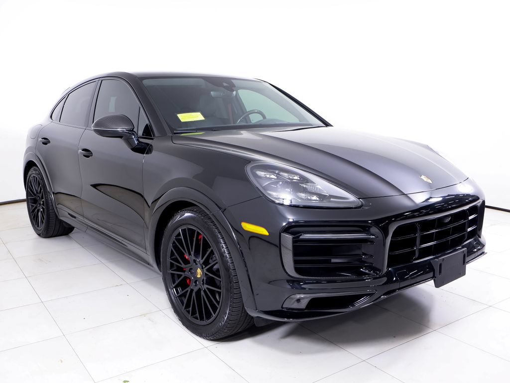 Certified 2023 Porsche Cayenne GTS w/ Premium Package Plus AWD/4WD image 36